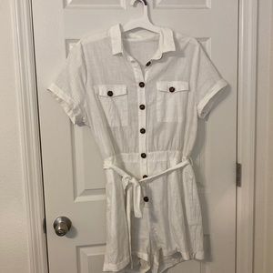 Amazon romper- size XL,